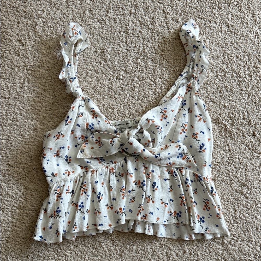 American Eagle Outfitters White Floral Crop Top